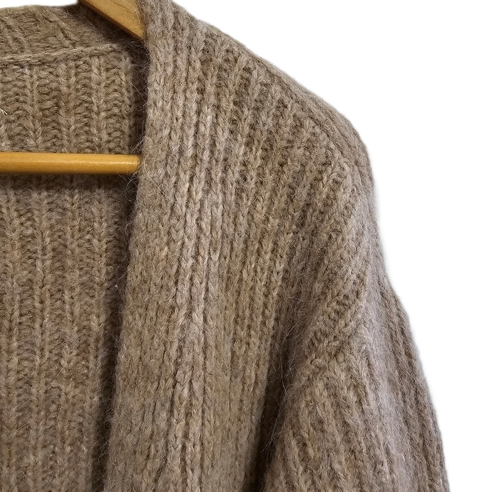 Club Monaco knit sweater open cardigan cream italian yarn size small - Picture 5 of 12